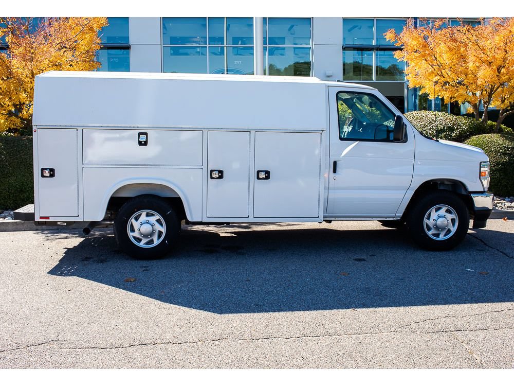 New 2025 Ford E-350 and Econoline 350 Super Duty w/ Power Equipment Group RWD image 1