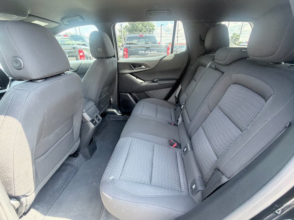 Used 2026 Chevrolet Equinox LT FWD image 23