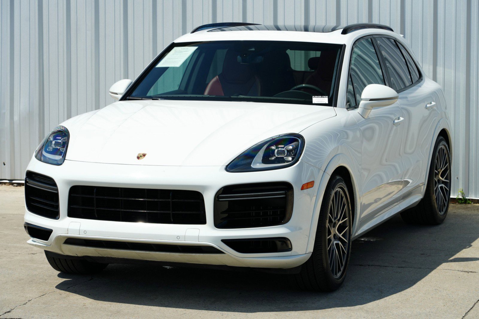 Used 2020 Porsche Cayenne Turbo image 52