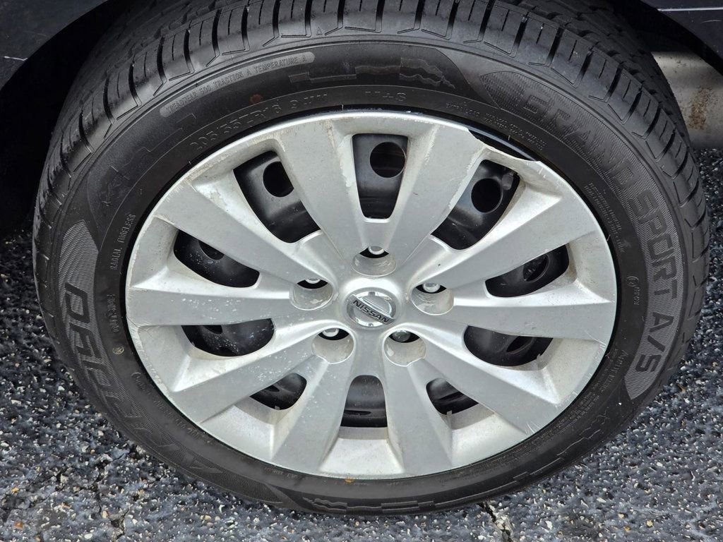 Used 2016 Nissan Sentra SV image 27