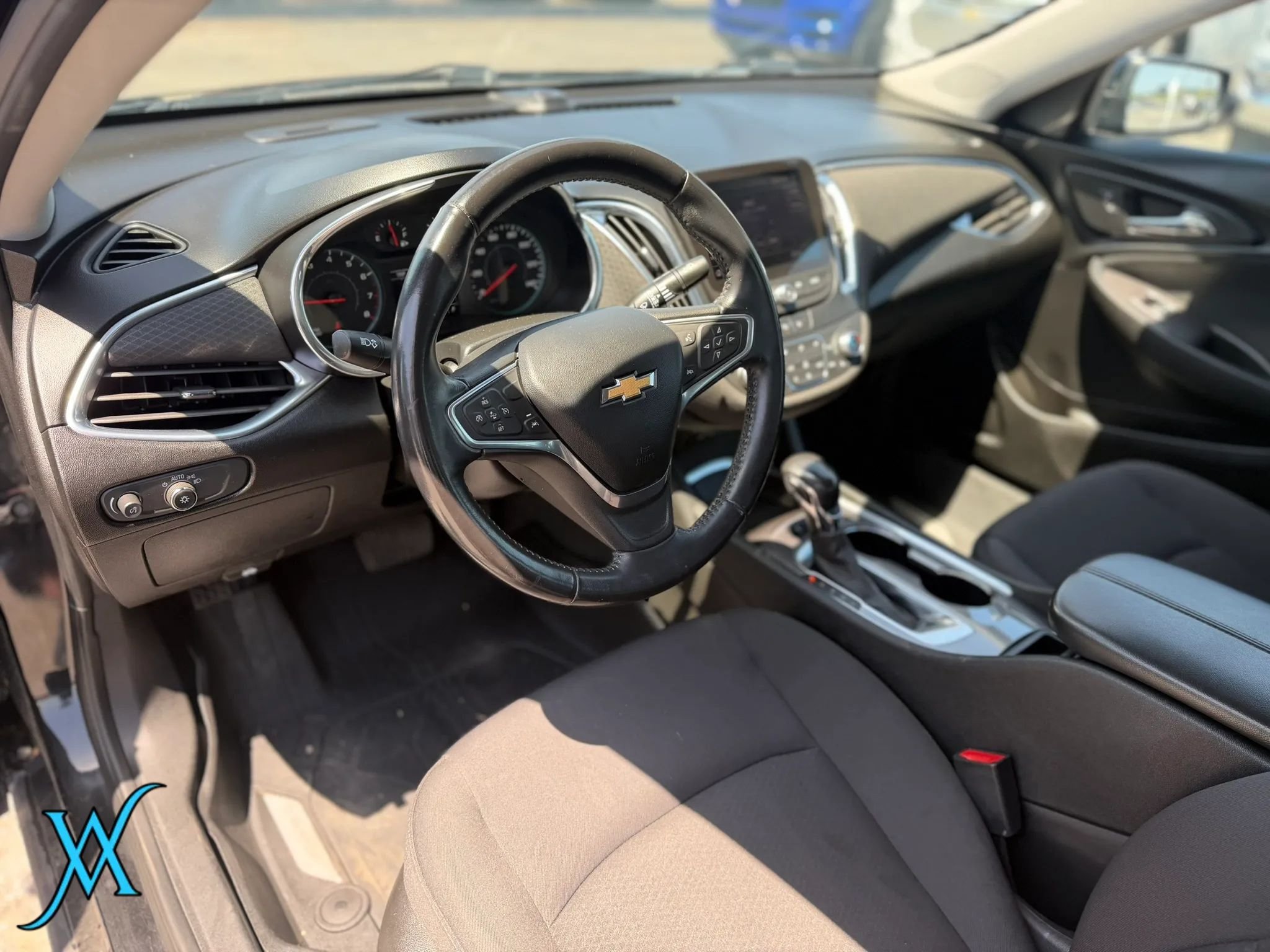 Used 2021 Chevrolet Malibu LT FWD image 14
