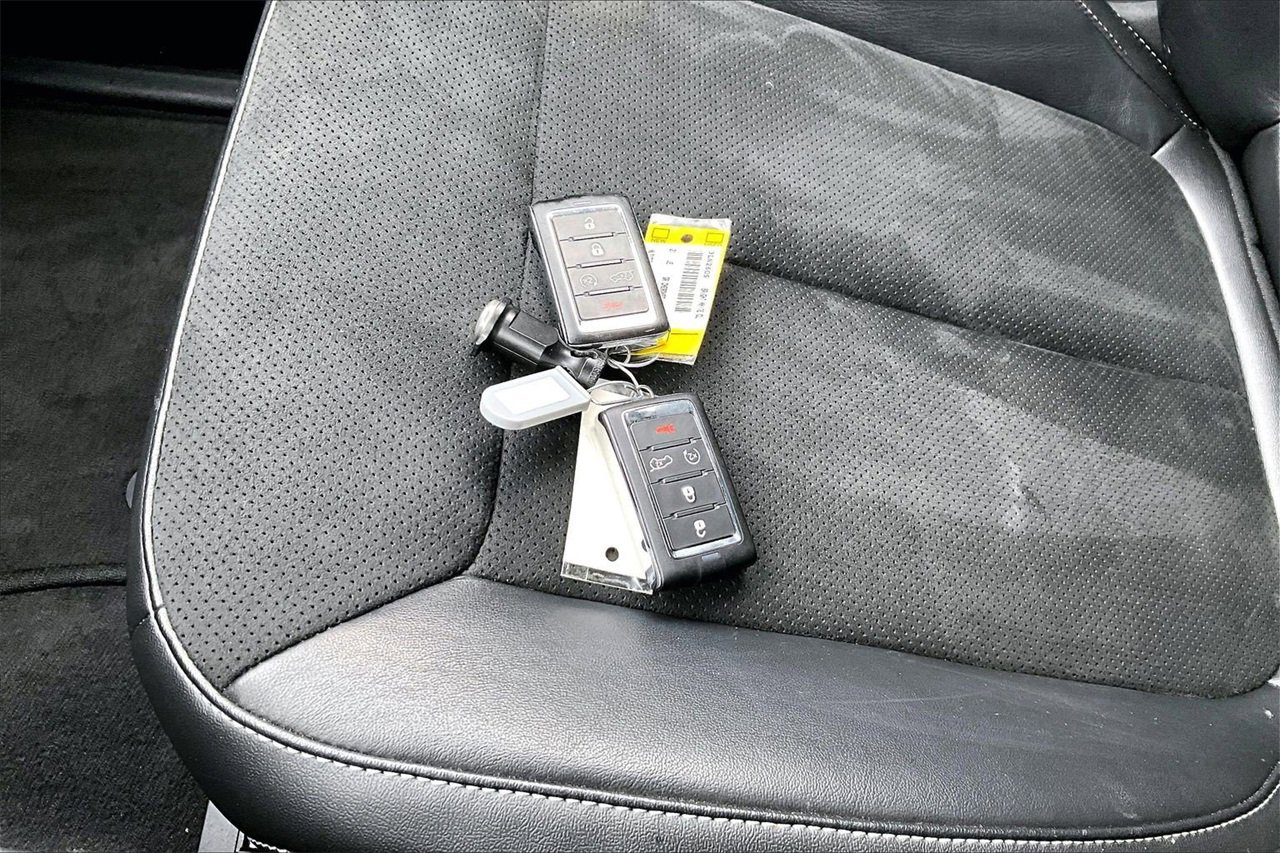 Used 2021 Jeep Grand Cherokee L Laredo image 31