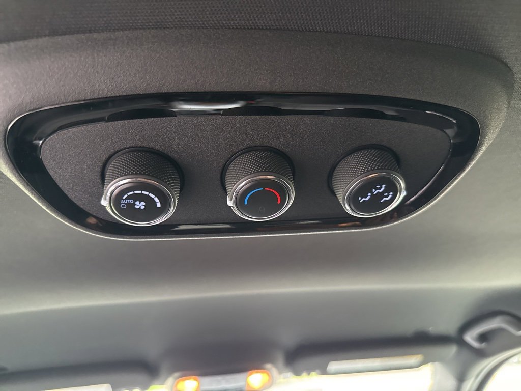 Used 2023 Dodge Durango GT image 20