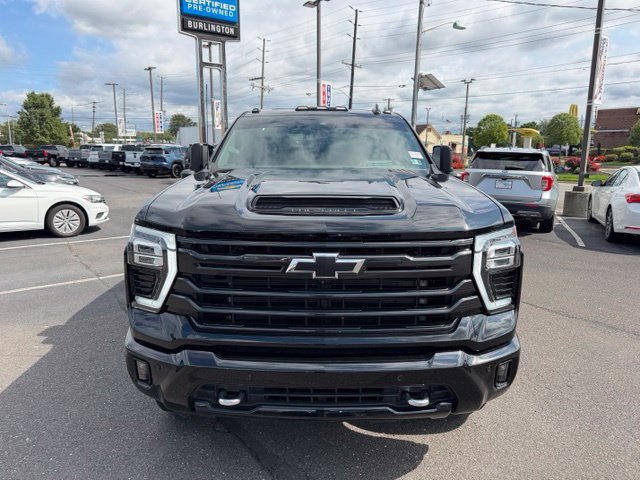 Certified 2026 Chevrolet Silverado 2500 High Country w/ High Country Premium Package AWD/4WD image 2