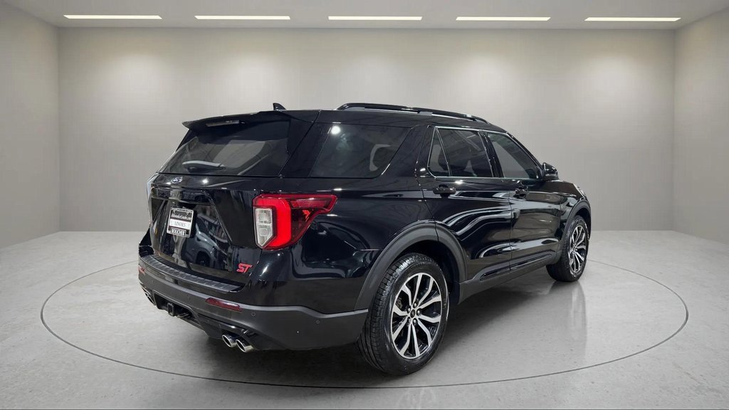 Used 2020 Ford Explorer ST image 3