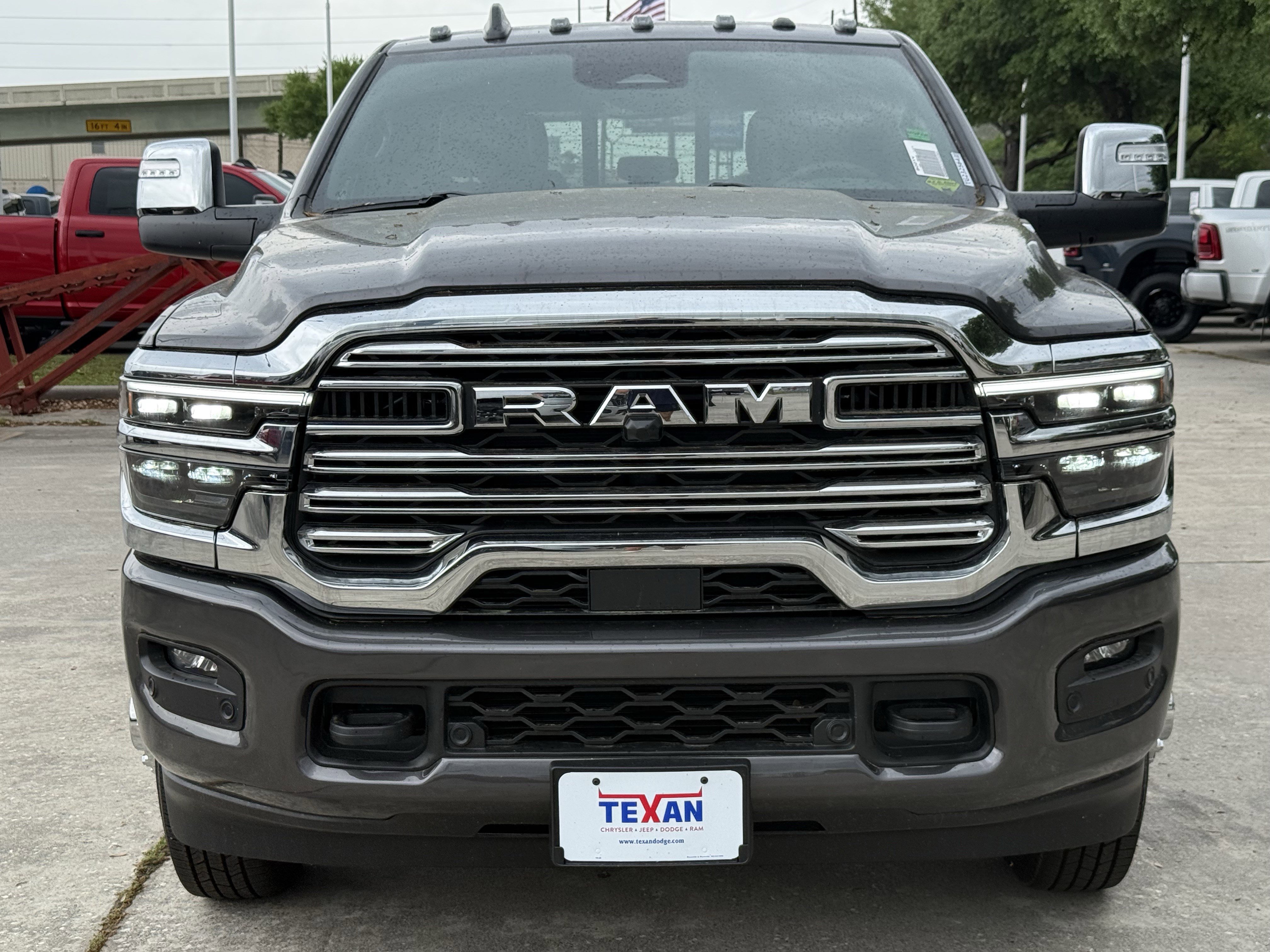 New 2026 RAM 3500 Laramie AWD/4WD image 7