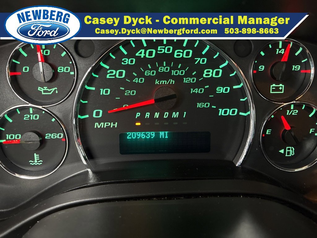 Used 2018 Chevrolet Express 2500 w/ Driver Convenience Package image 19