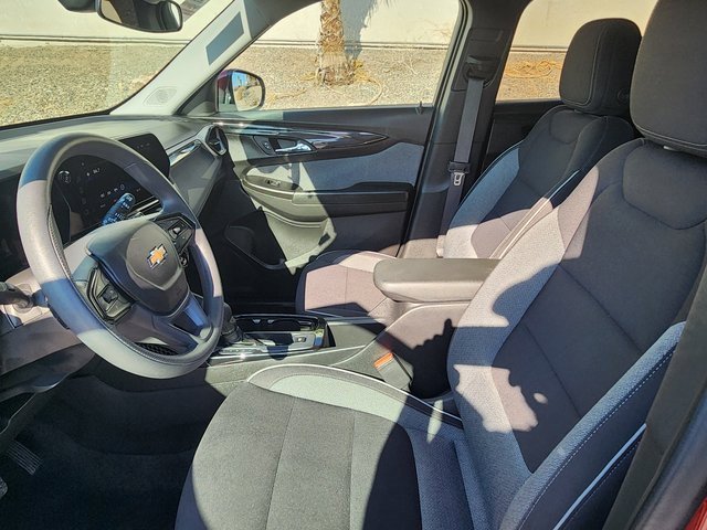 Used 2024 Chevrolet TrailBlazer LT w/ Driver Confidence Package image 12