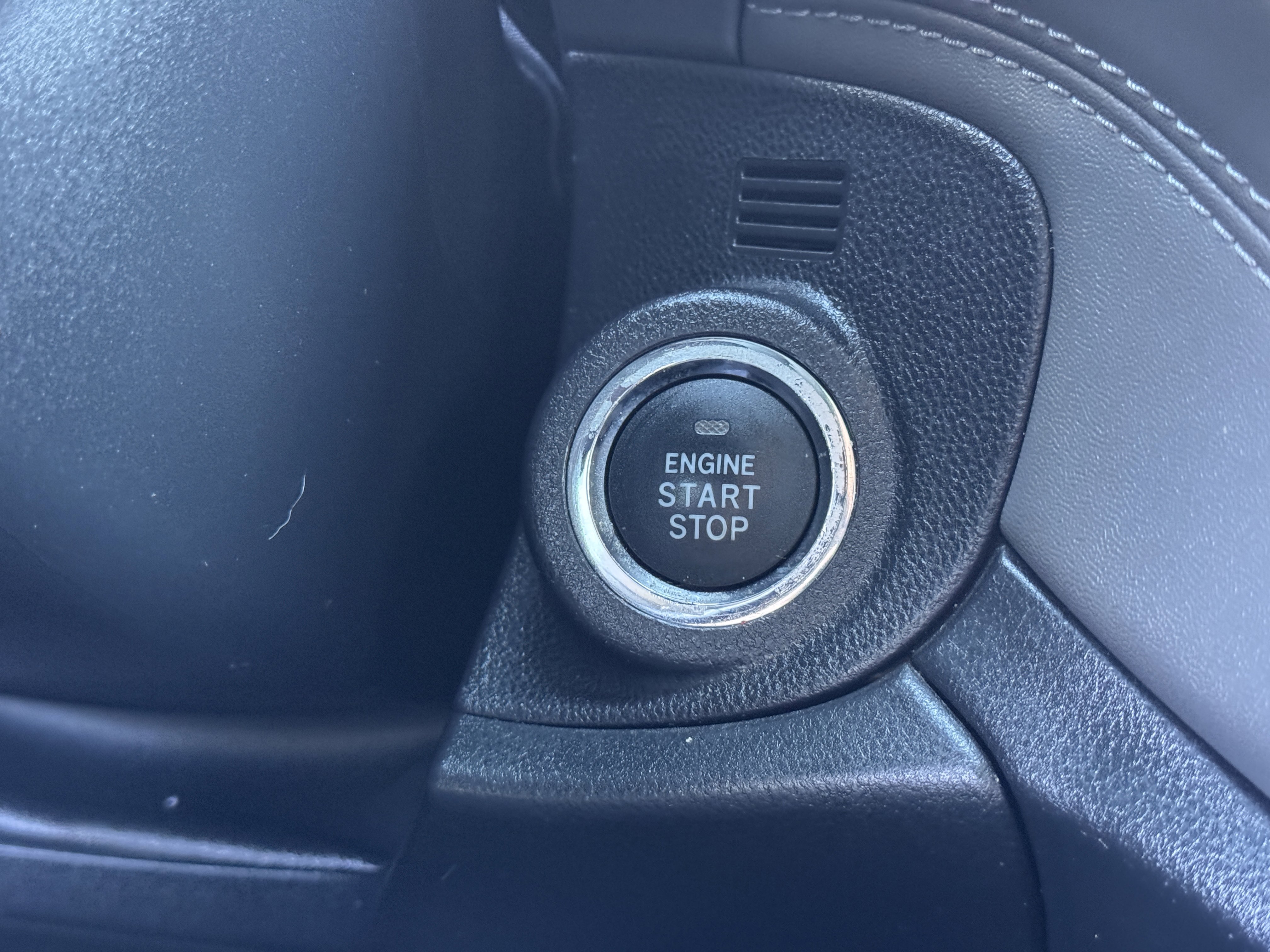 Used 2020 Subaru Outback Onyx Edition XT AWD/4WD image 30