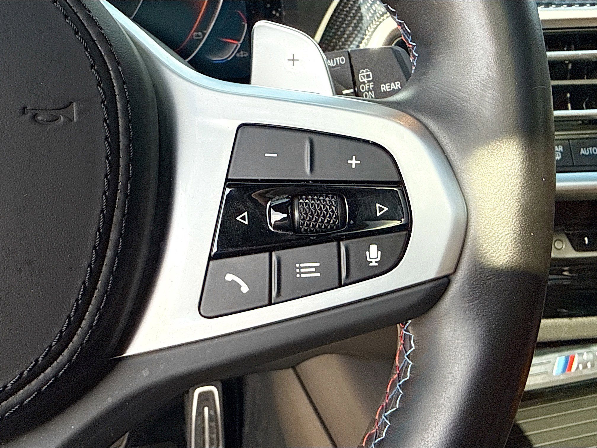 Used 2024 BMW X3 M40i w/ Premium Package image 40