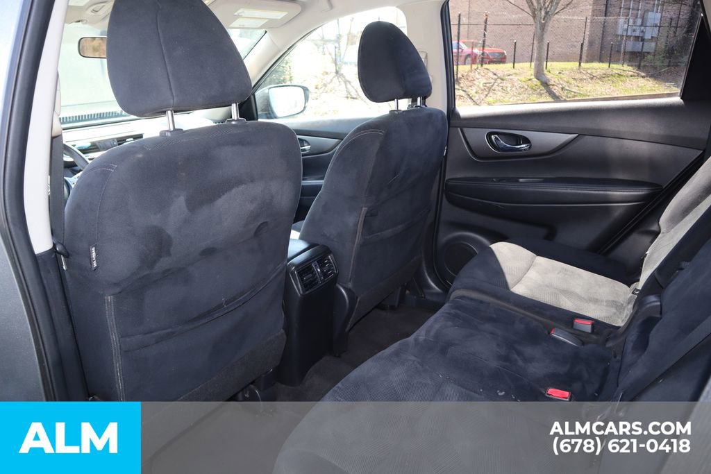Used 2016 Nissan Rogue S w/ Appearance Package image 18