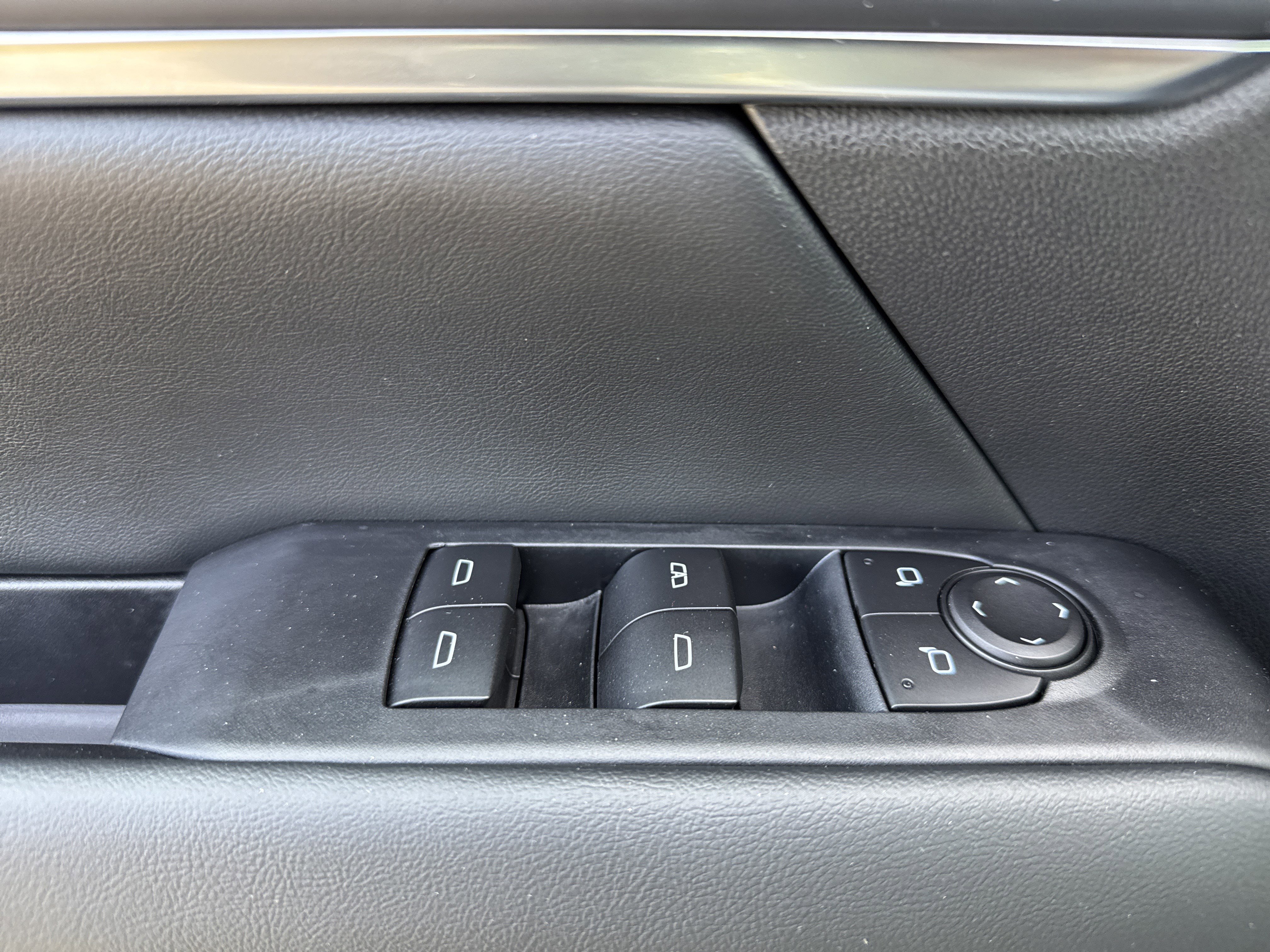 Used 2026 GMC Terrain Elevation w/ Technology Package II image 15