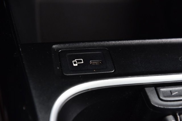 Used 2023 Mercedes-Benz CLA 250 4MATIC w/ Premium Package image 18