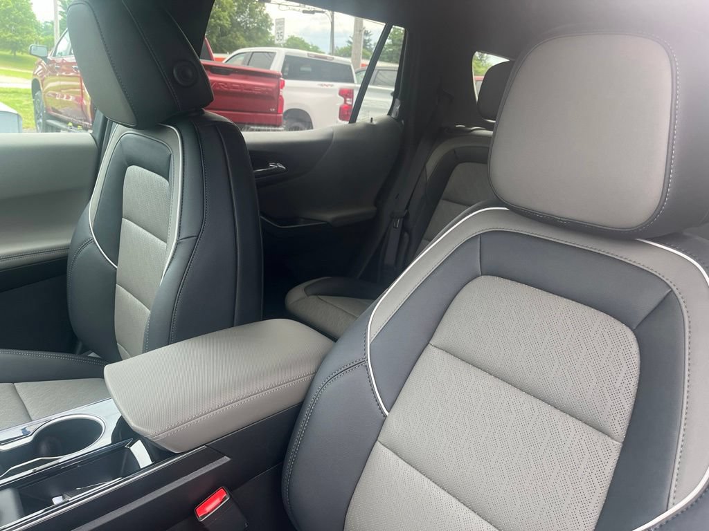 New 2026 Chevrolet Equinox LT w/ Convenience Package II FWD image 15