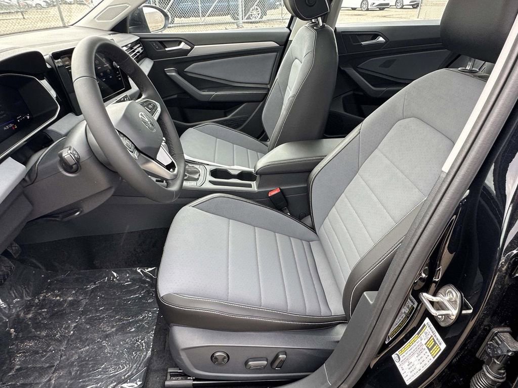 New 2026 Volkswagen Jetta SE image 13