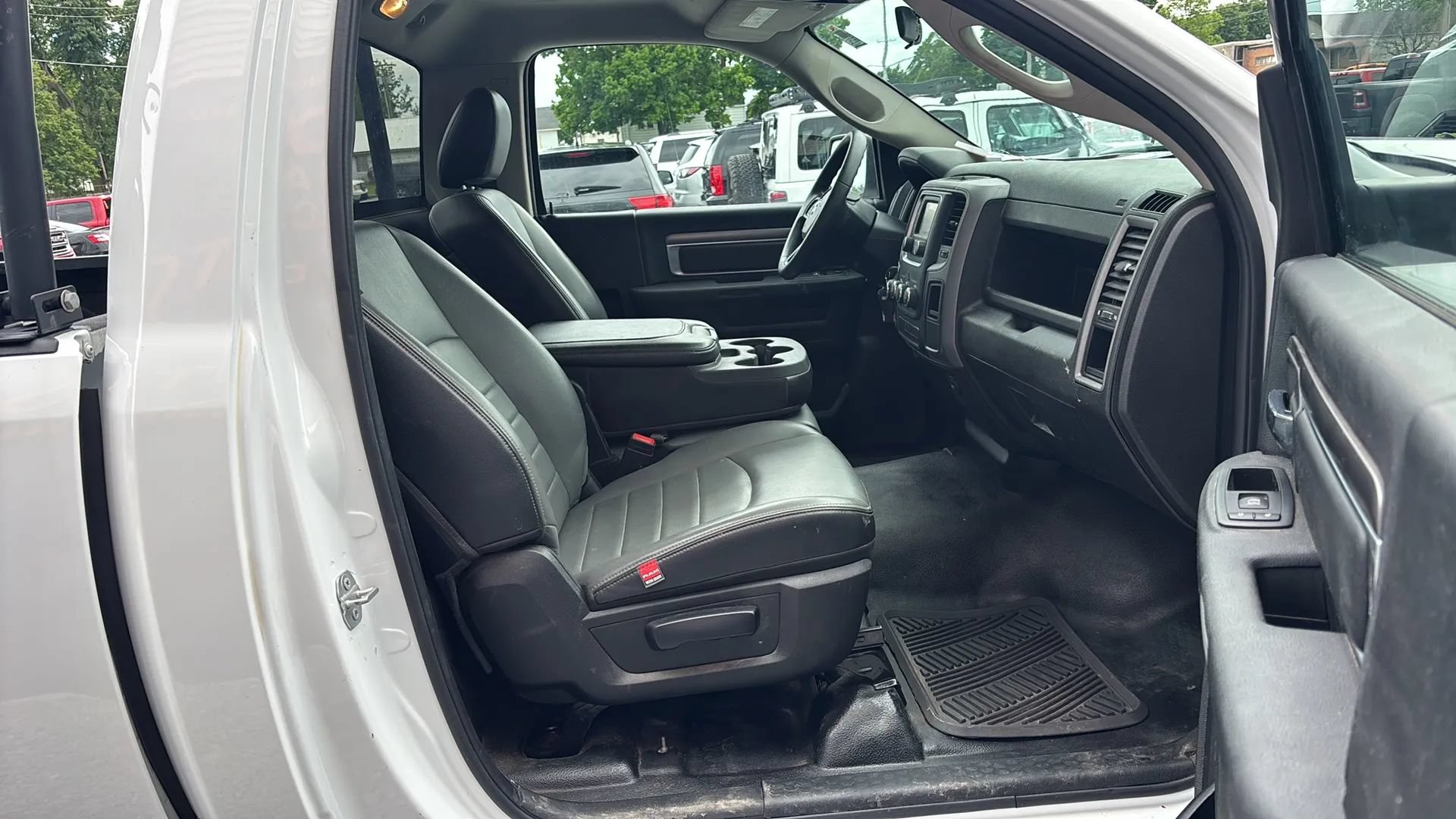 Used 2022 RAM 1500 Tradesman w/ Power & Remote Entry Group RWD image 15
