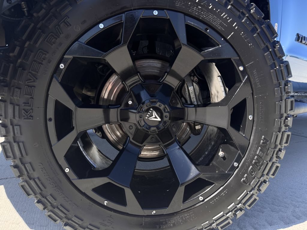 Used 2021 Toyota Tundra SR5 AWD/4WD image 9