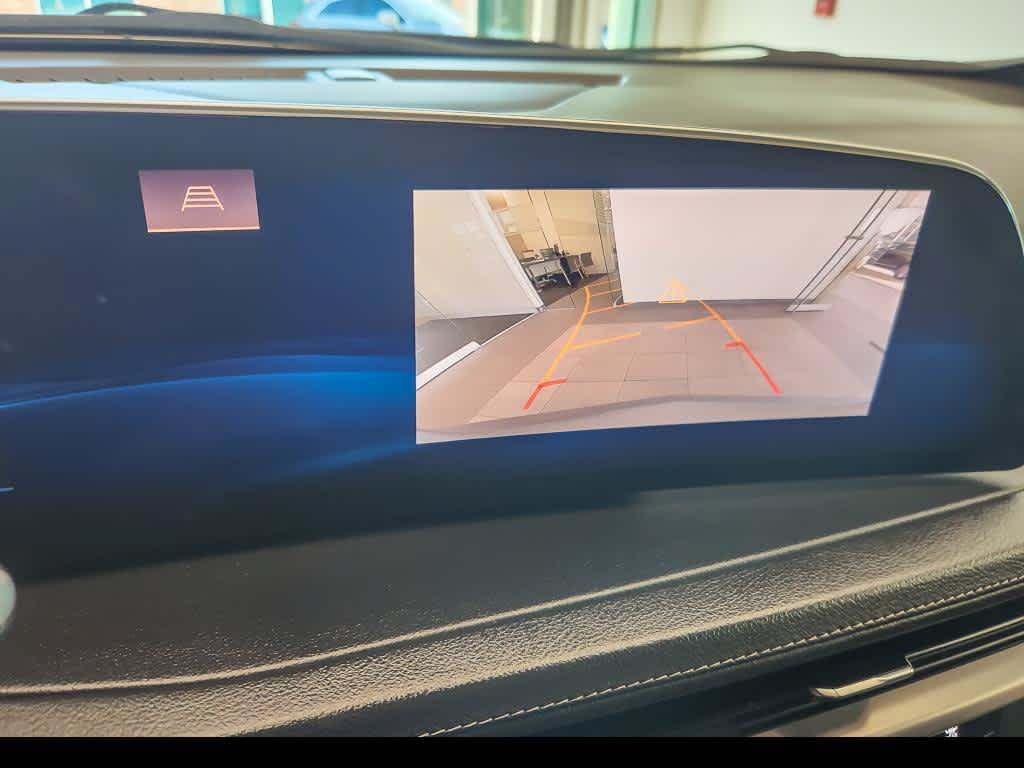 Used 2024 Cadillac XT4 Premium Luxury FWD image 18