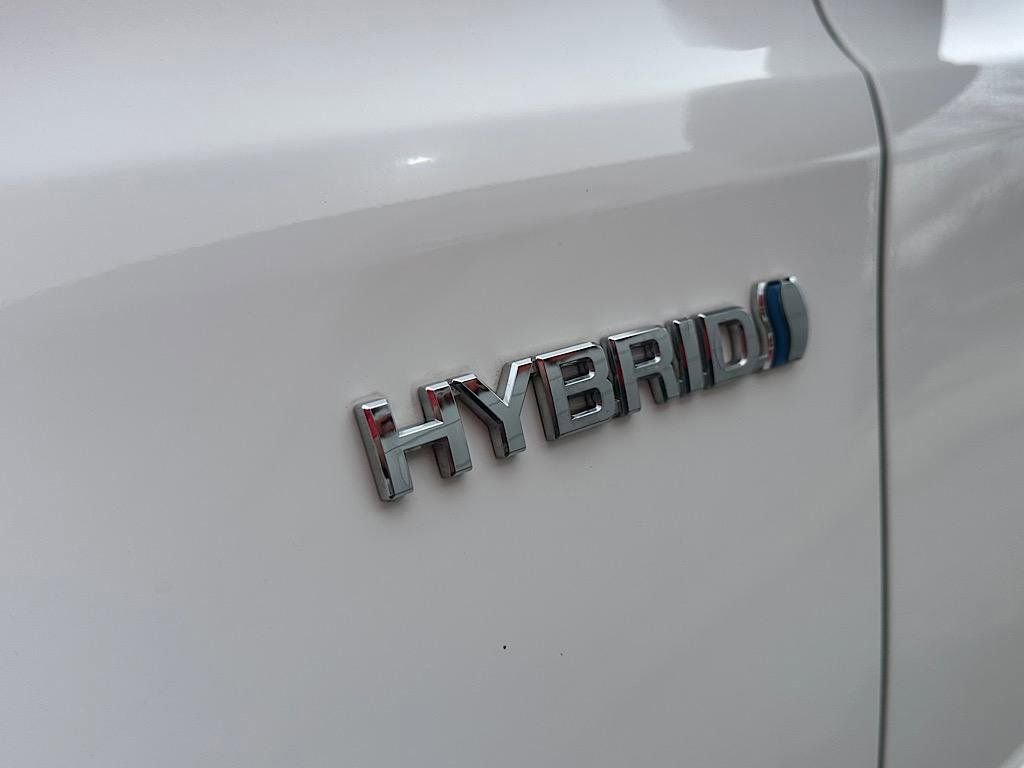 Certified 2018 Toyota RAV4 XLE w/ Protection Package image 10