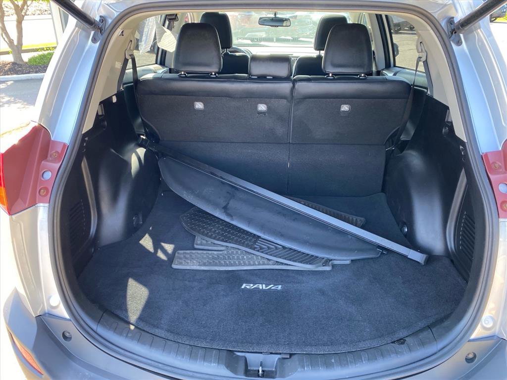 Used 2014 Toyota RAV4 Limited AWD/4WD image 23