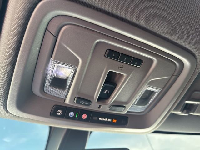 Used 2021 Chevrolet Silverado 1500 LTZ image 22