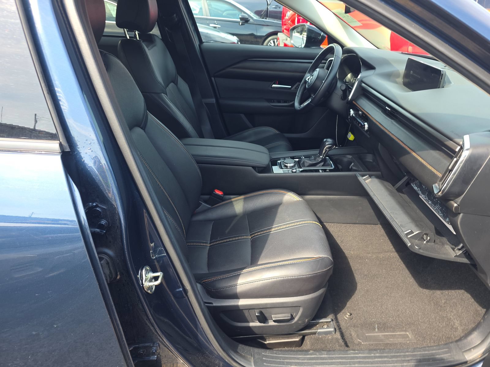 Used 2025 MAZDA CX-50 AWD 2.5 S w/ Premium Plus Pkg image 12