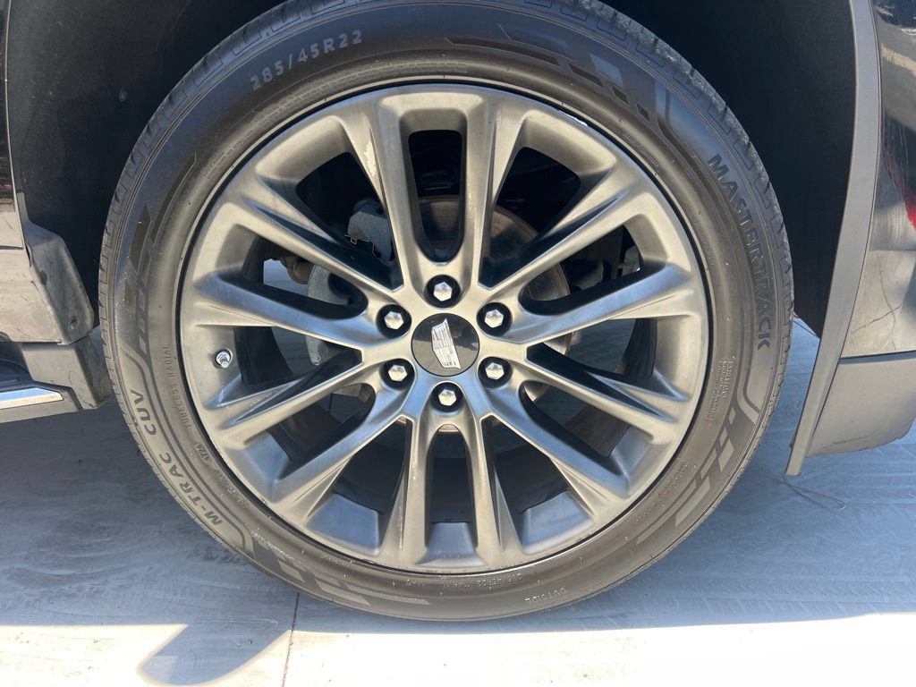 Used 2019 Cadillac Escalade ESV Luxury w/ Escalade Sport Edition AWD/4WD image 52