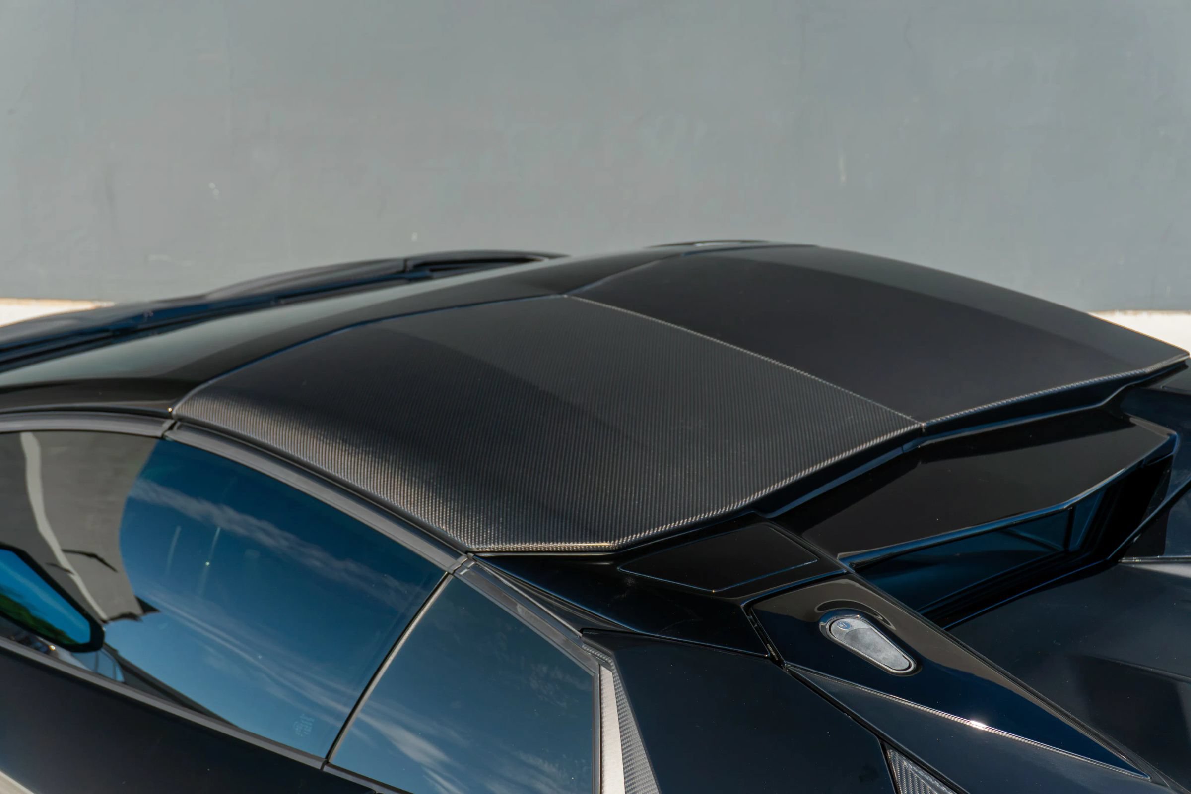 Used 2020 Lamborghini Aventador SVJ AWD/4WD image 58