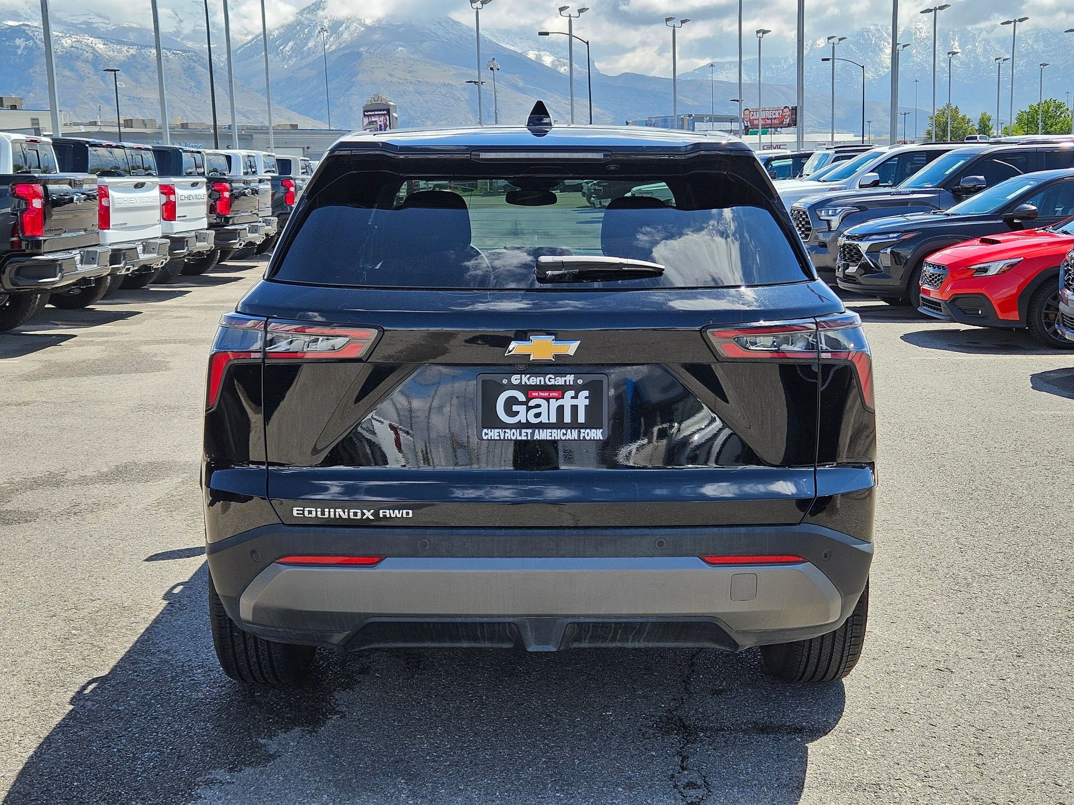 Used 2026 Chevrolet Equinox LT AWD/4WD image 4