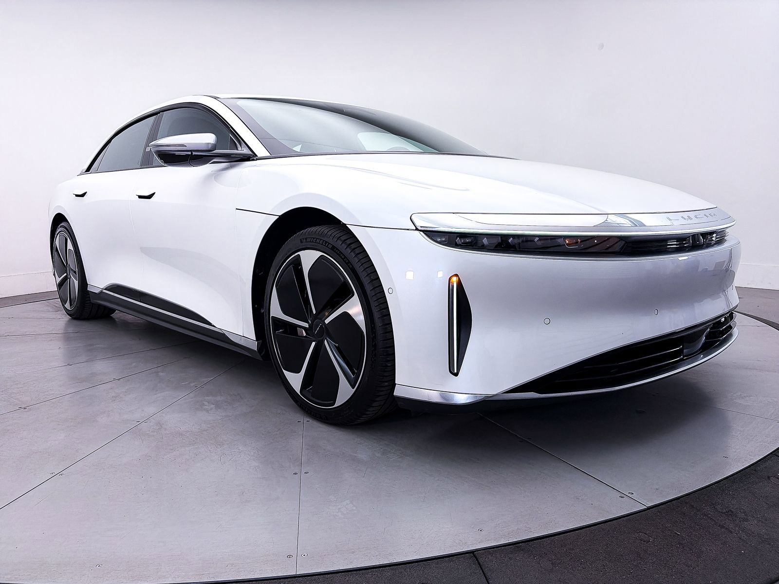 Used 2024 Lucid Air Grand Touring AWD/4WD image 12