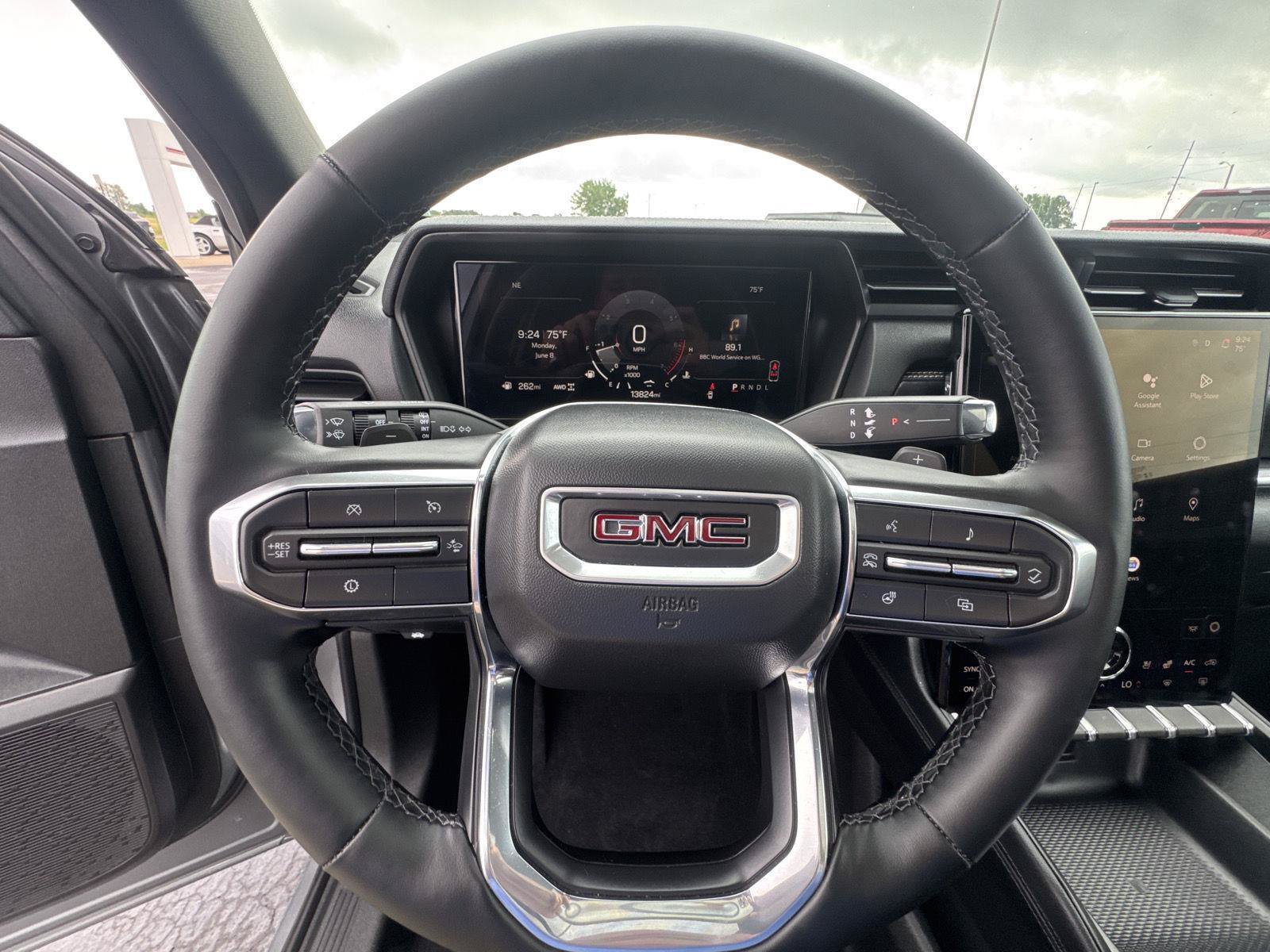 Used 2026 GMC Terrain Elevation w/ Elevation Premium Package AWD/4WD image 22