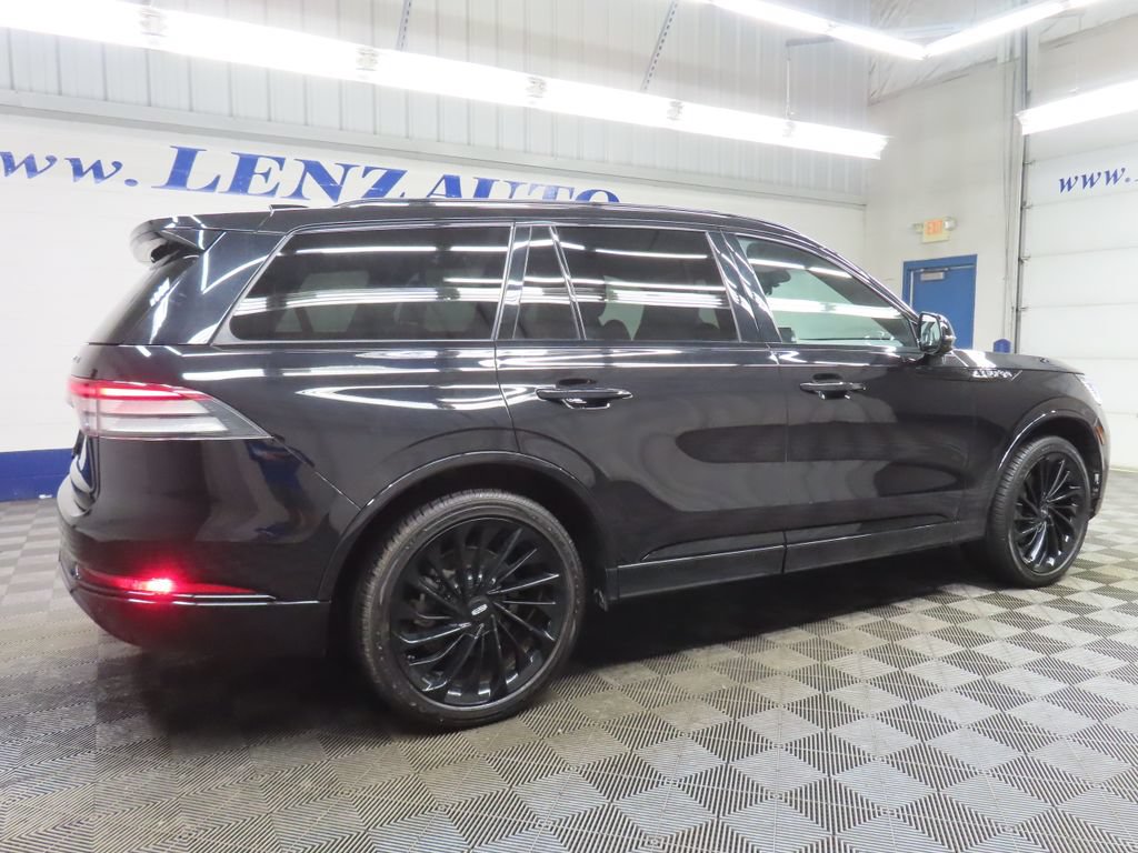Used 2025 Lincoln Aviator Reserve w/ Equipment Group 201A AWD/4WD image 6