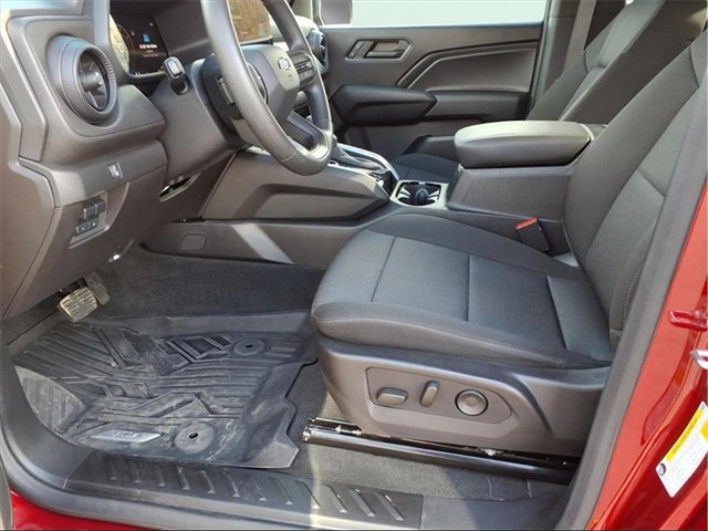 Used 2024 Chevrolet Colorado Trail Boss w/ Technology Package image 11