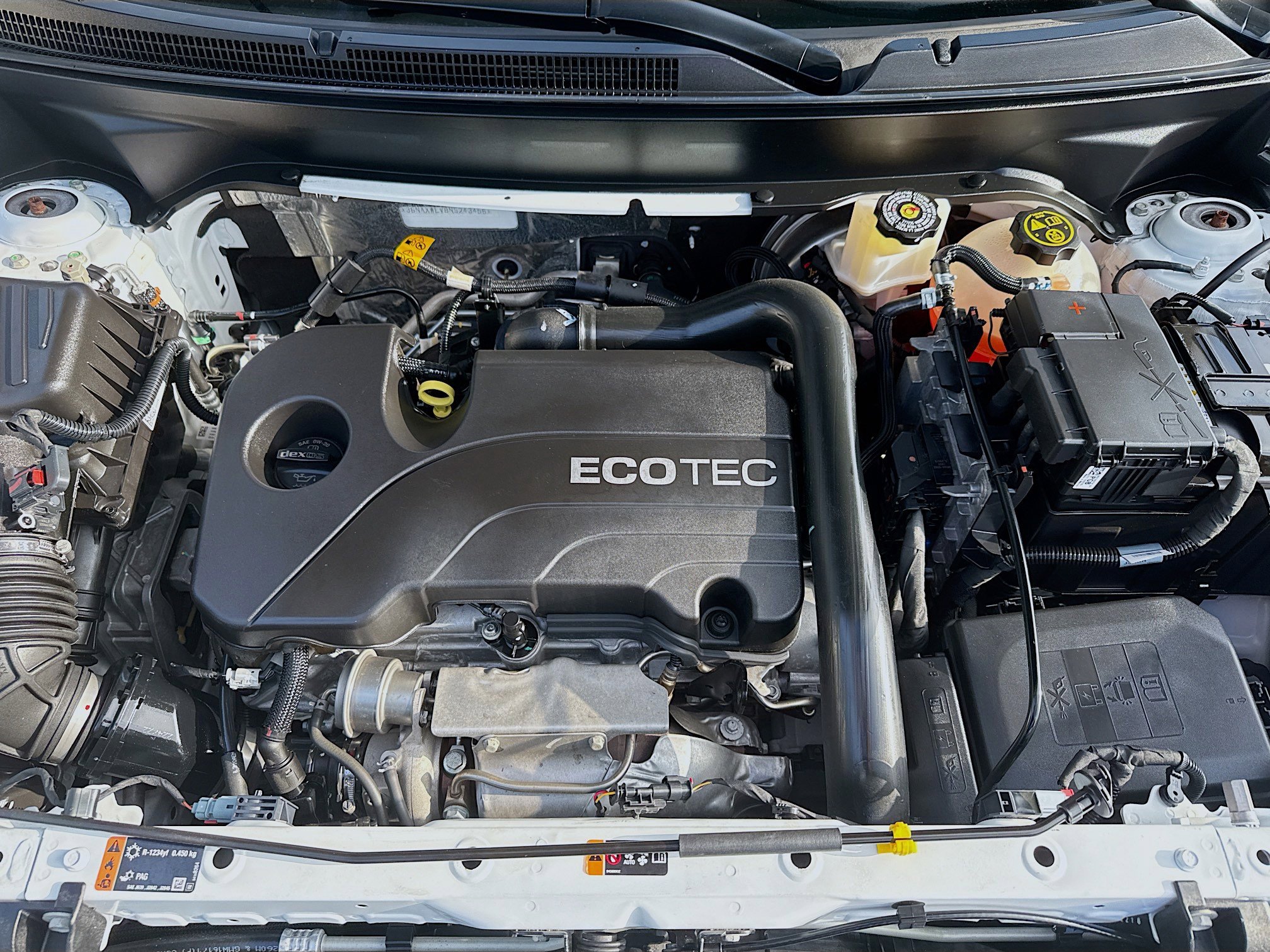 Used 2022 Chevrolet Equinox RS w/ Infotainment Package image 35