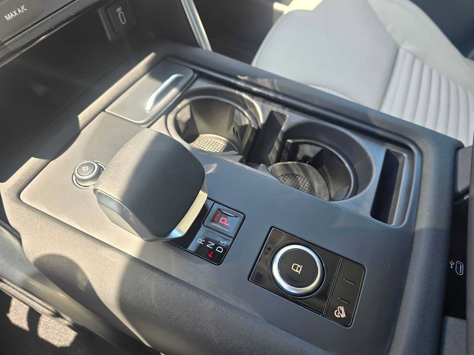 New 2026 Land Rover Discovery S AWD/4WD image 31