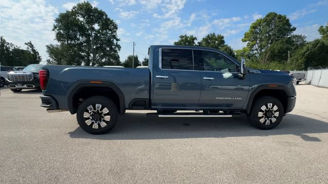 Used 2025 GMC Sierra 2500 Denali w/ Denali Reserve Package AWD/4WD image 9