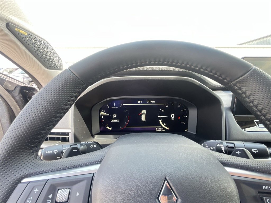 New 2025 Mitsubishi Outlander SE image 15