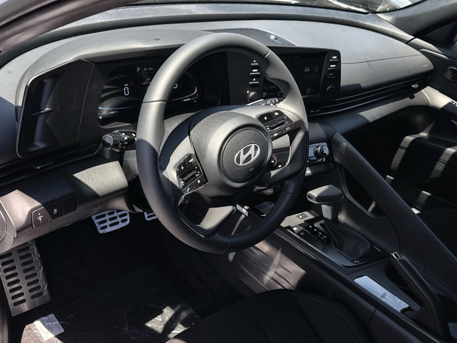 New 2026 Hyundai Elantra Sport w/ Cargo Package FWD image 16