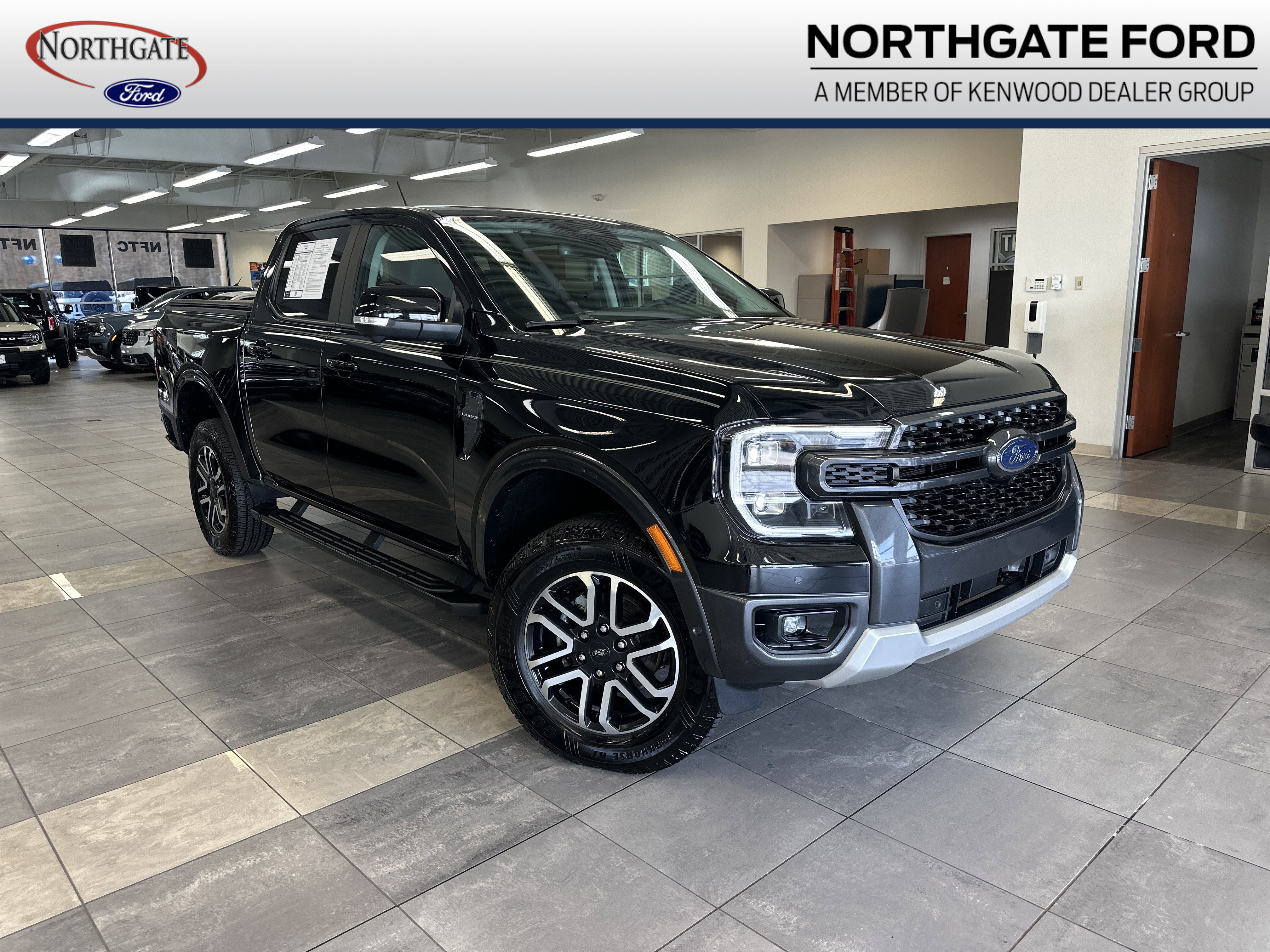 Used 2024 Ford Ranger Lariat w/ FX4 Off-Road Package image 1