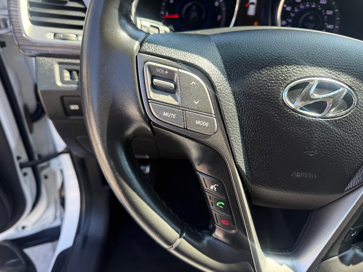 Used 2015 Hyundai Santa Fe Sport 2.0T FWD image 23