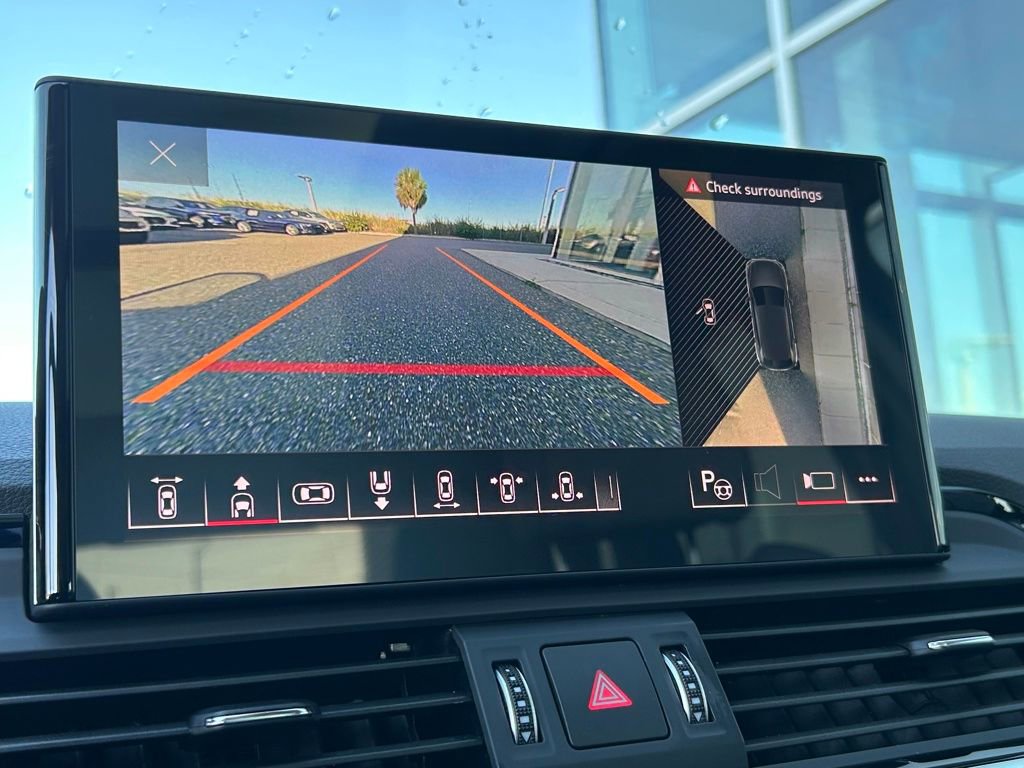 New 2025 Audi Q5 Prestige image 28