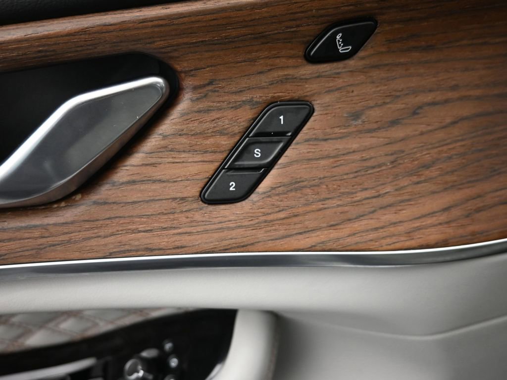 Used 2022 Jeep Grand Cherokee Summit AWD/4WD image 14