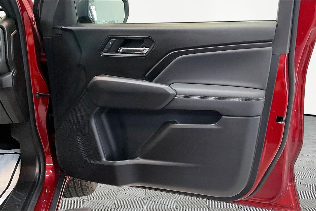 Used 2024 Chevrolet Colorado LT w/ LT Convenience Package II AWD/4WD image 27