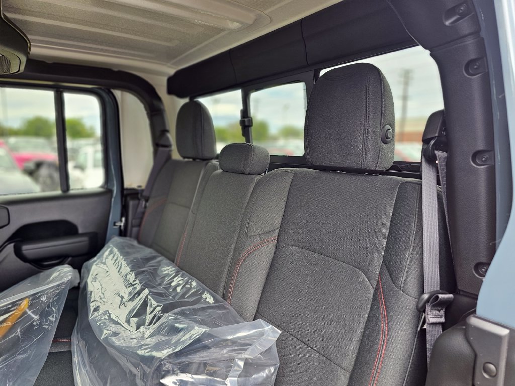 New 2026 Jeep Gladiator Rubicon AWD/4WD image 25