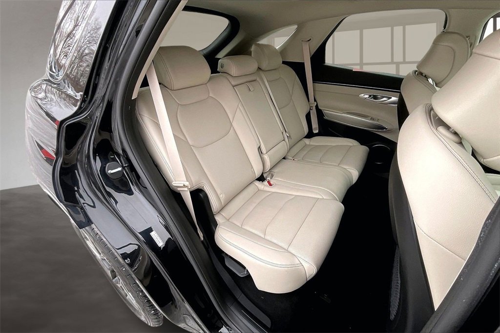 Used 2023 Genesis GV70 2.5T Select w/ Select Package image 23