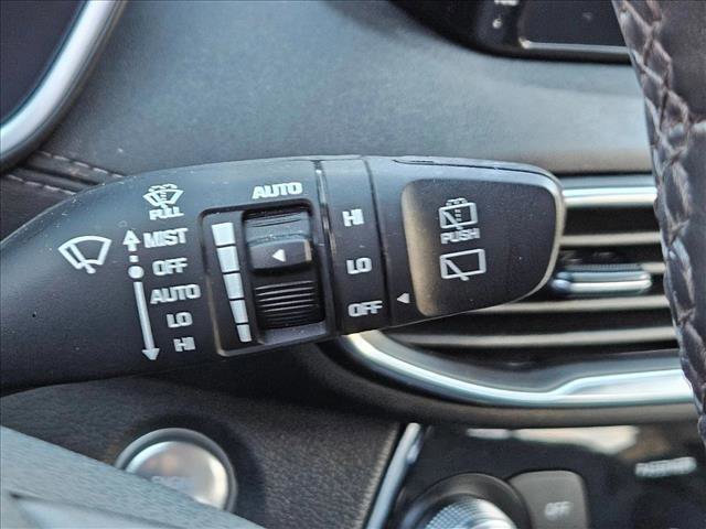 Used 2020 Hyundai Santa Fe Limited image 15