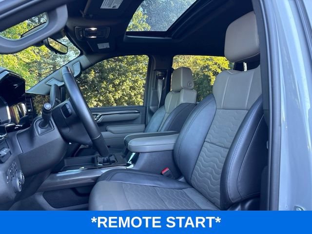 Used 2025 Chevrolet Silverado 2500 ZR2 w/ Technology Package AWD/4WD image 6