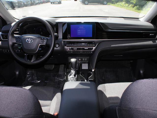 Certified 2025 Toyota Camry LE image 18