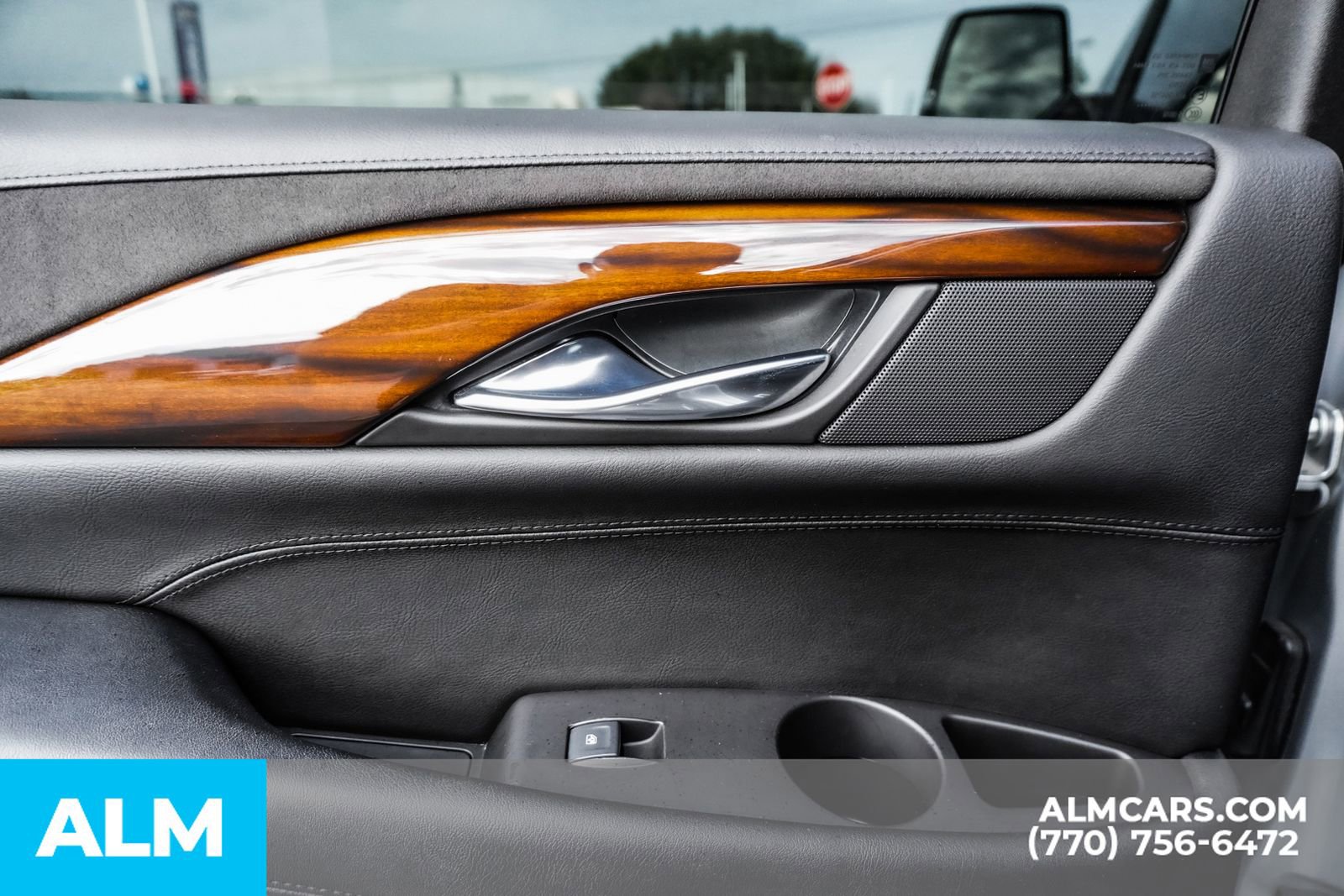 Used 2016 Cadillac Escalade Luxury image 59