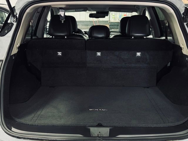 Used 2023 Nissan Murano SV w/ SV Midnight Edition Package image 11